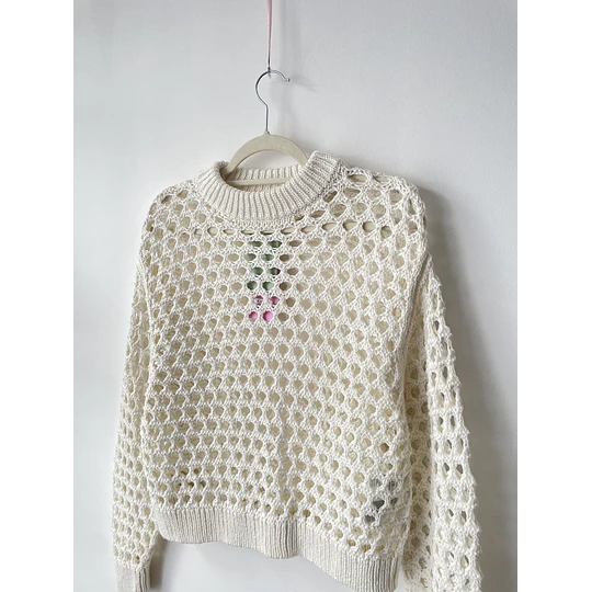 Sweater calado blanco. Talla: XS grande