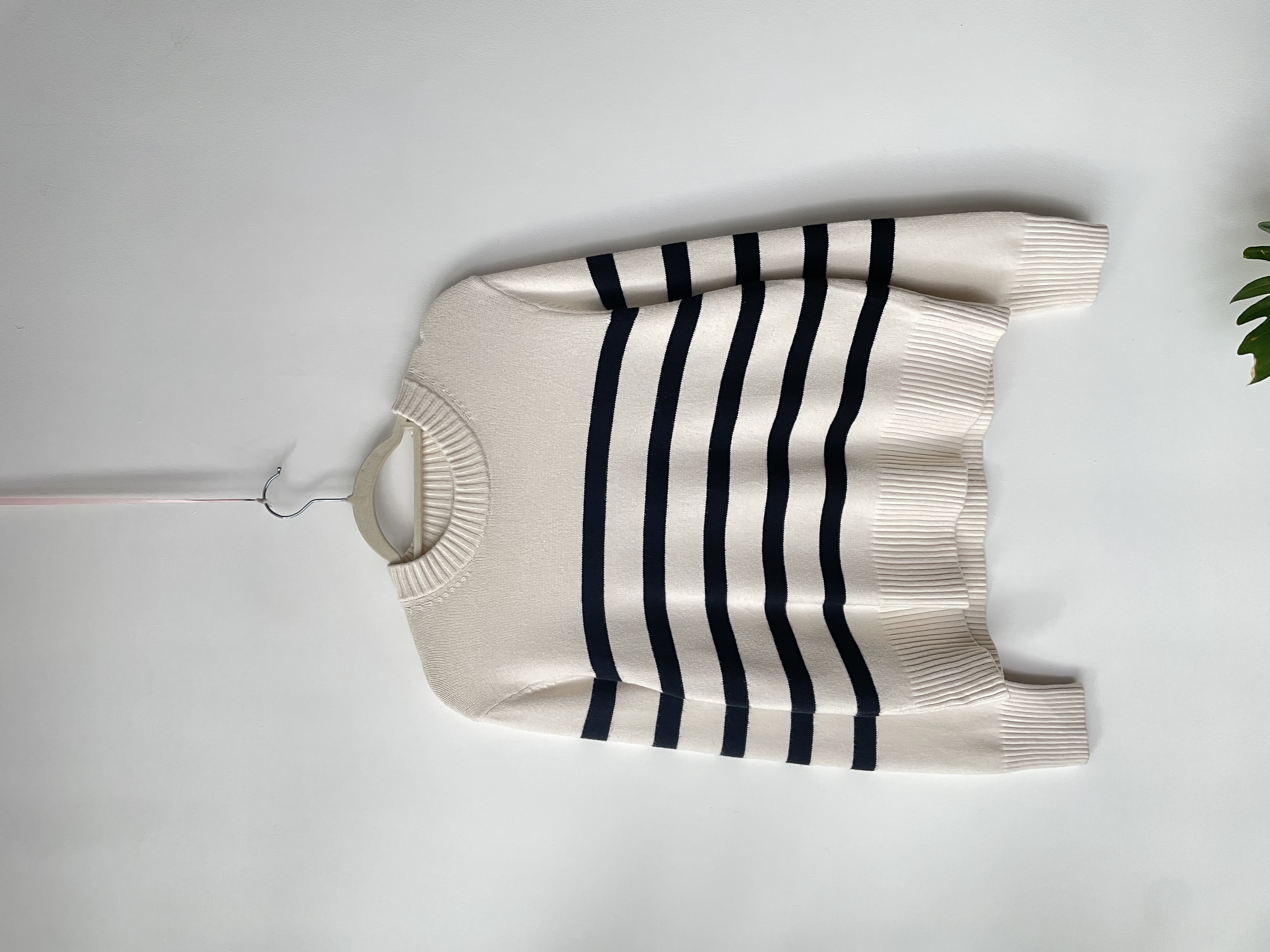 Sweater suave. Talla: M 1