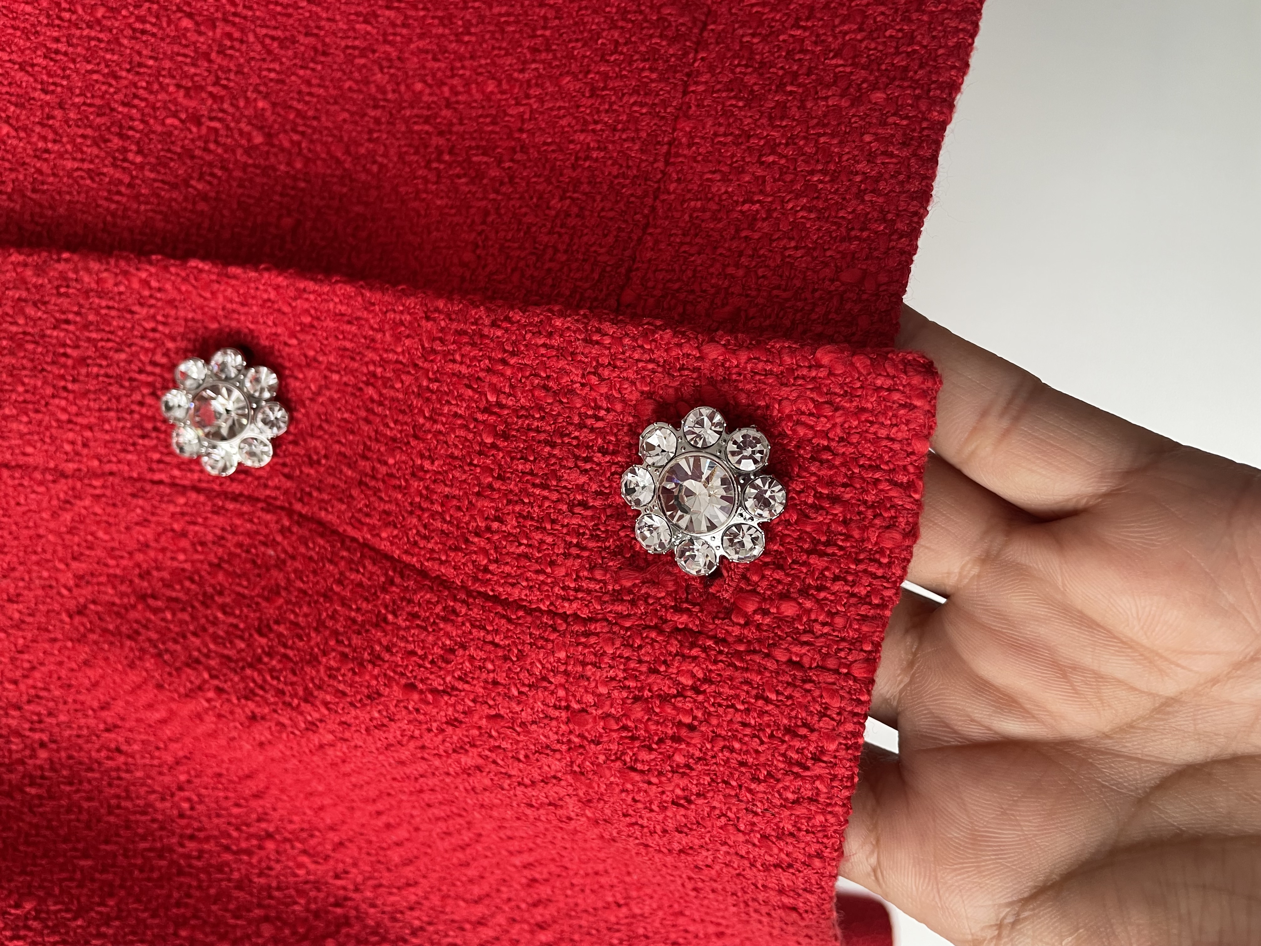 Chaqueta tweed roja. Talla: 8 (38)  3