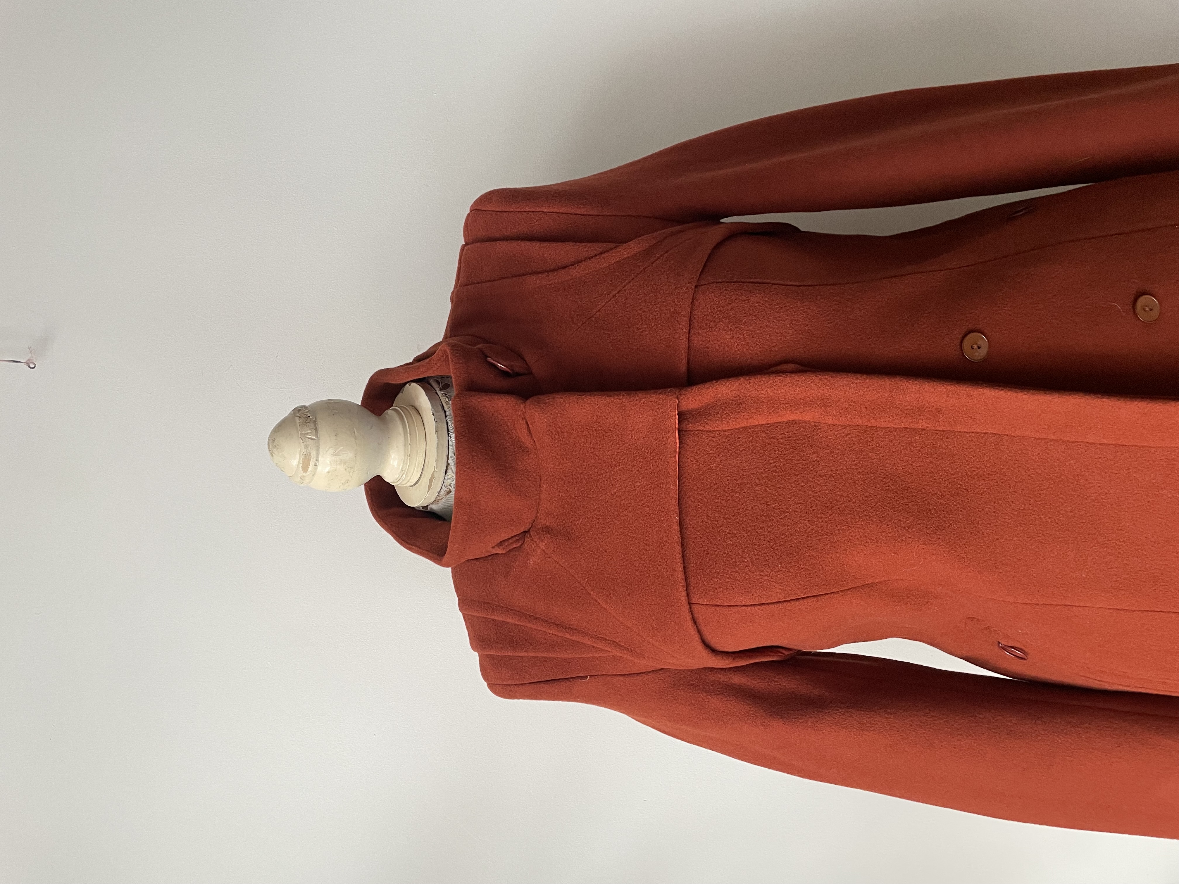 Abrigo terracota. Talla: 36 (xs)  2