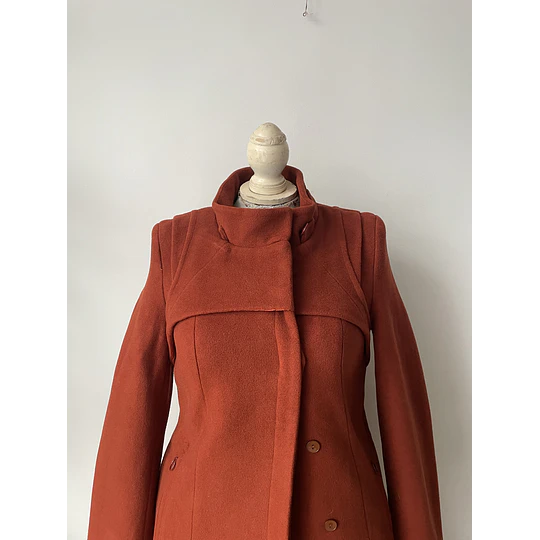 Abrigo terracota. Talla: 36 (xs) 