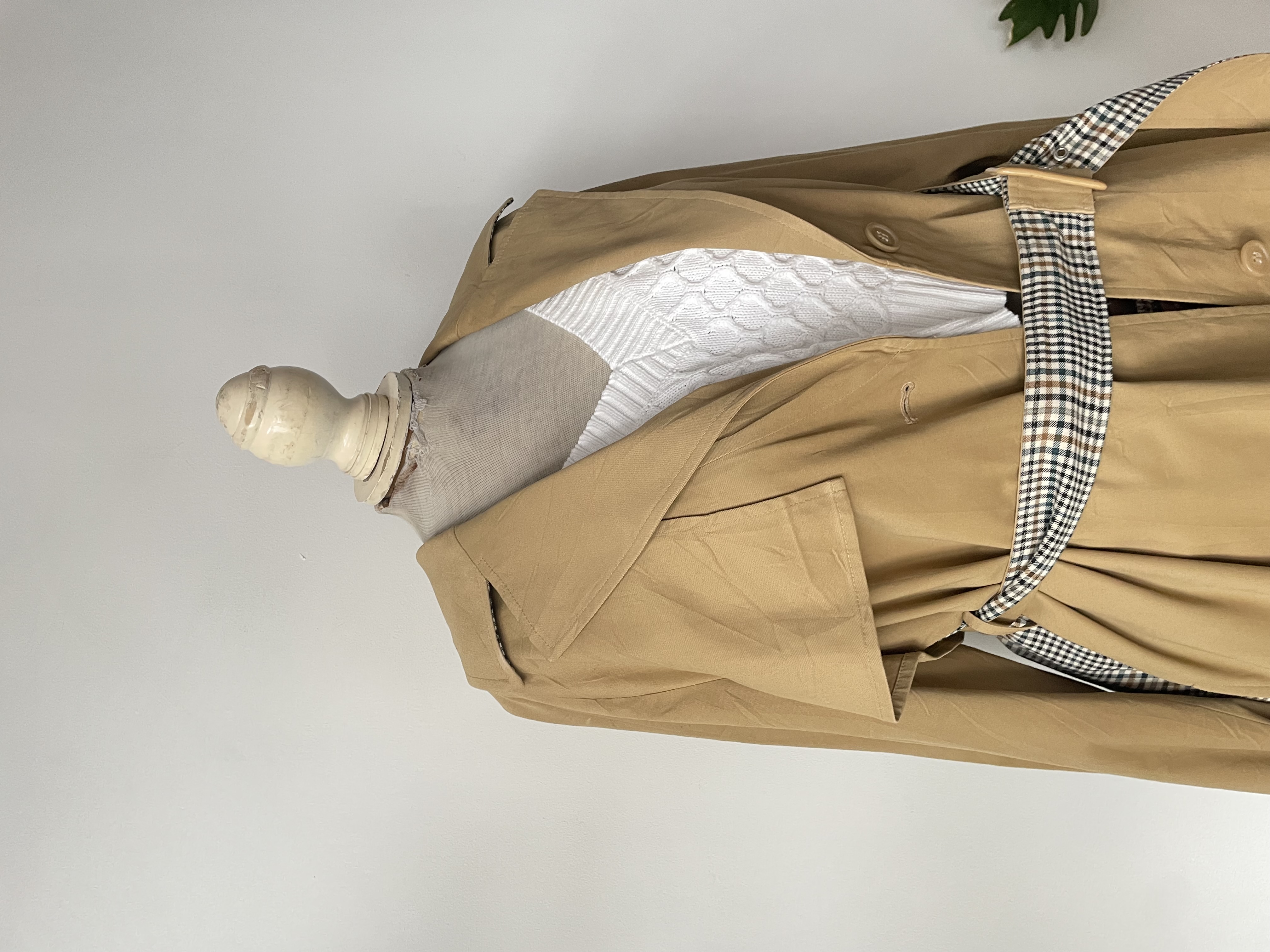 Trench camel. Talla: M grande (L/XL) 3