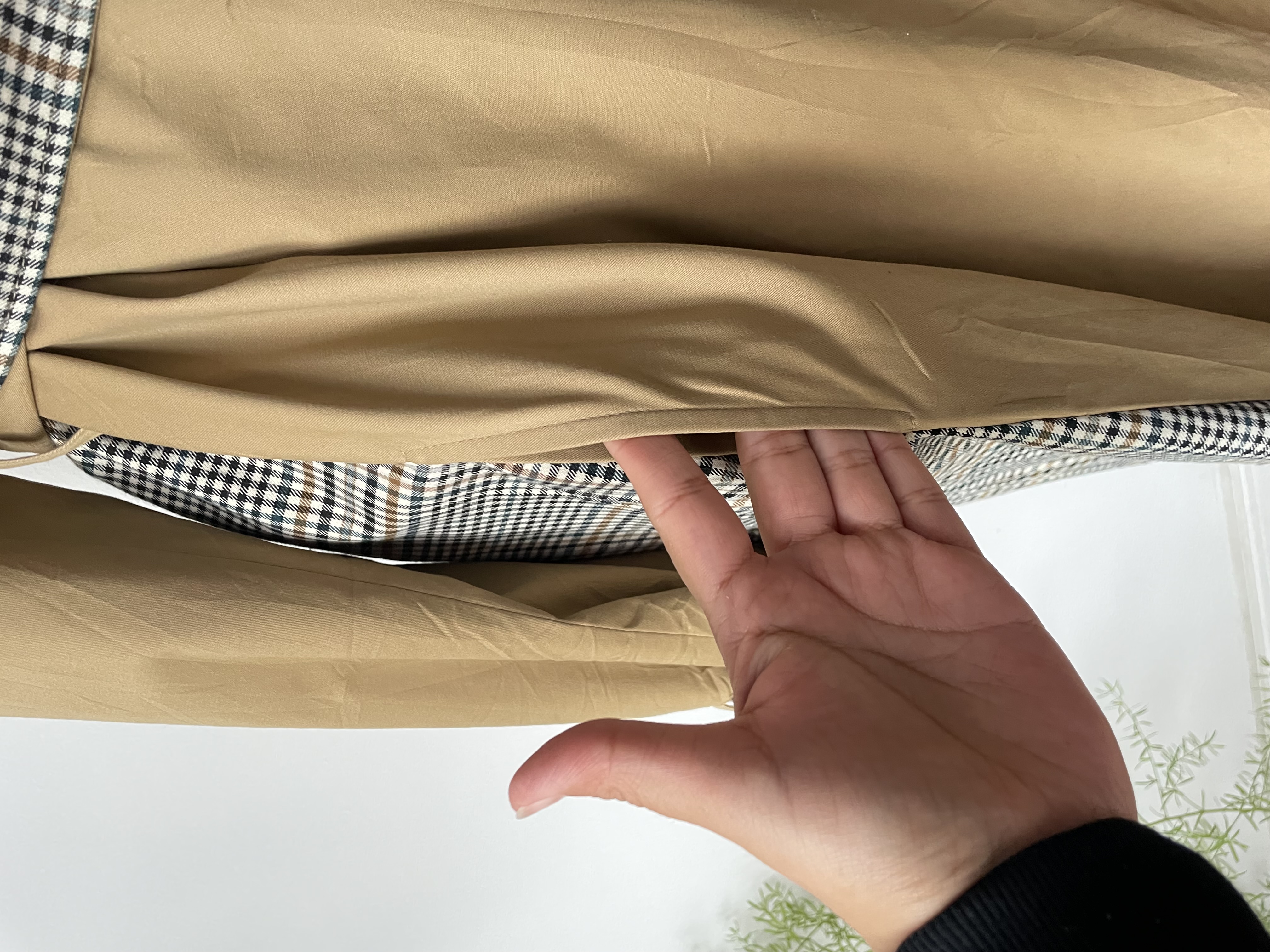 Trench camel. Talla: M grande (L/XL) 10