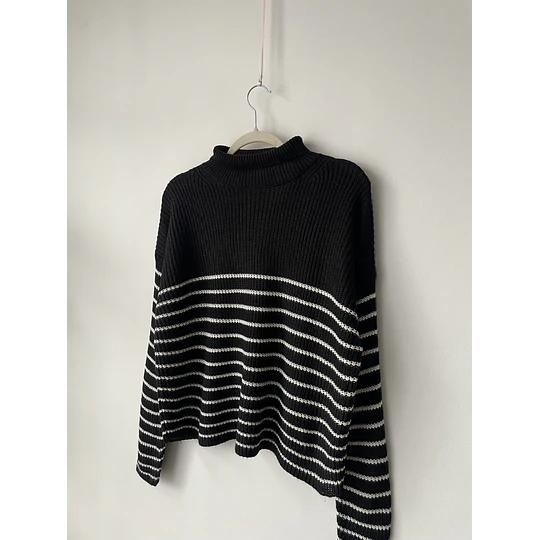 Sweater tortuga rayas. Talla: XS oversized
