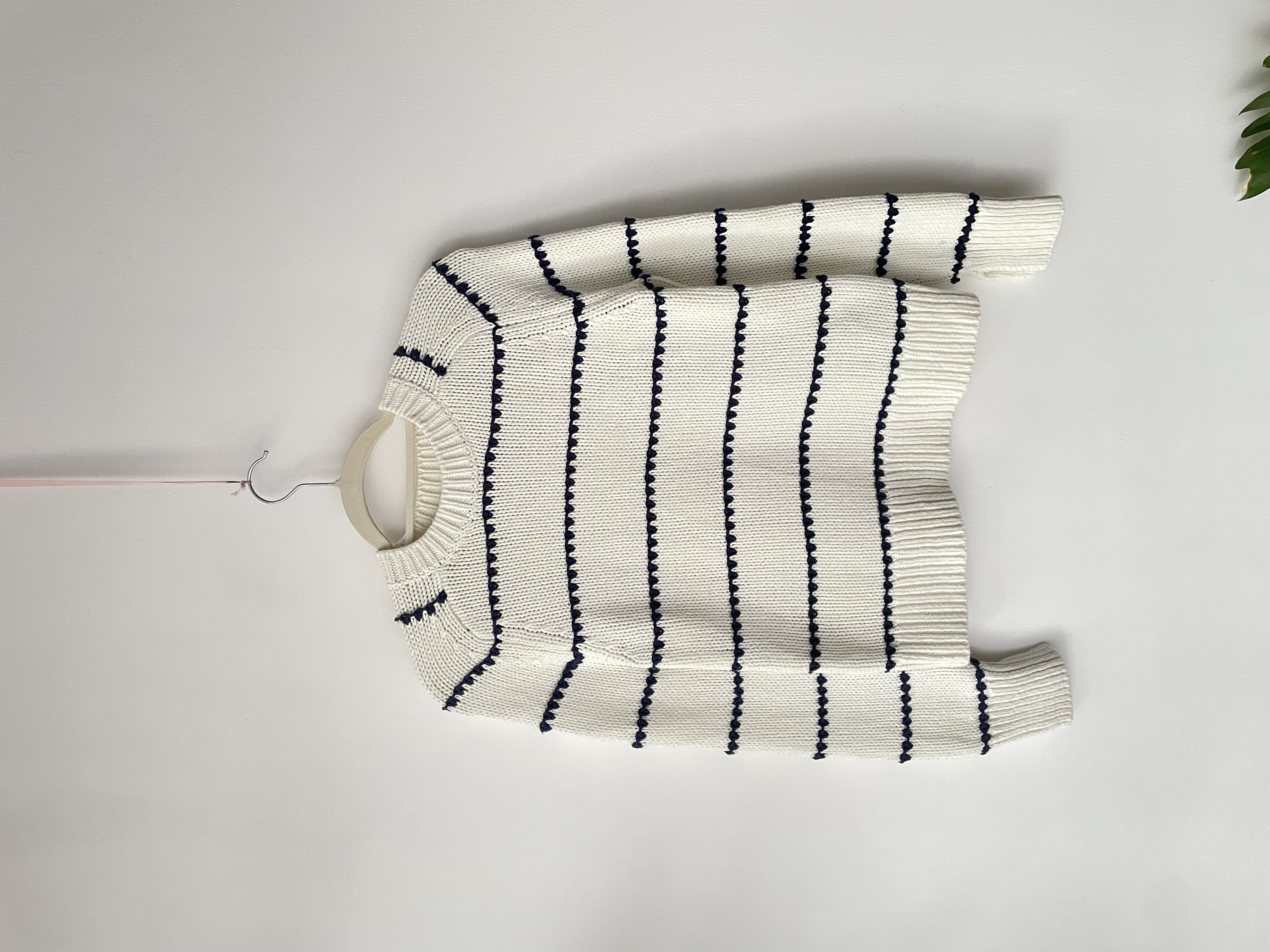 Sweater líneas. Talla: XS  1