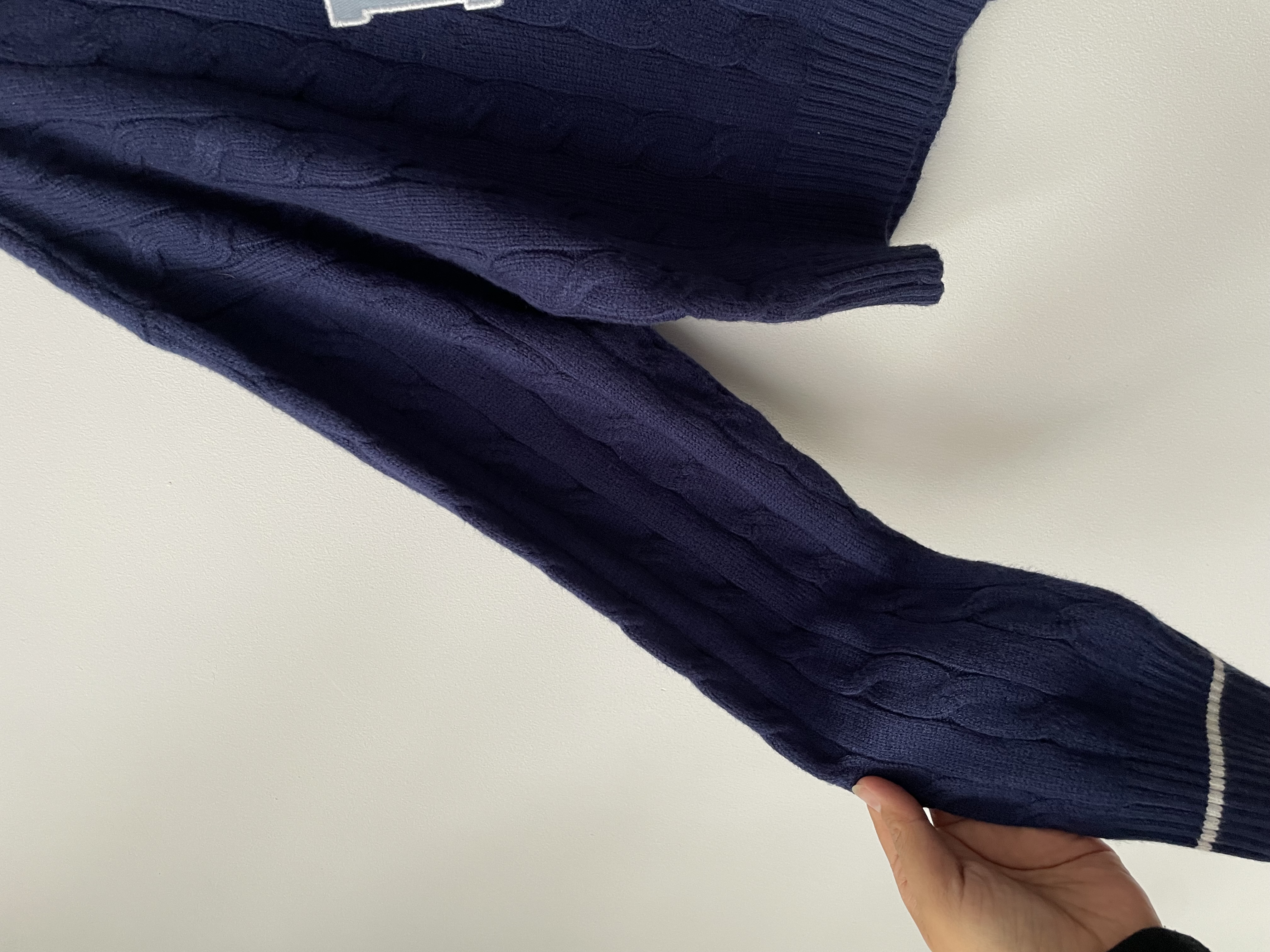 Sweater new york. Talla: S 3