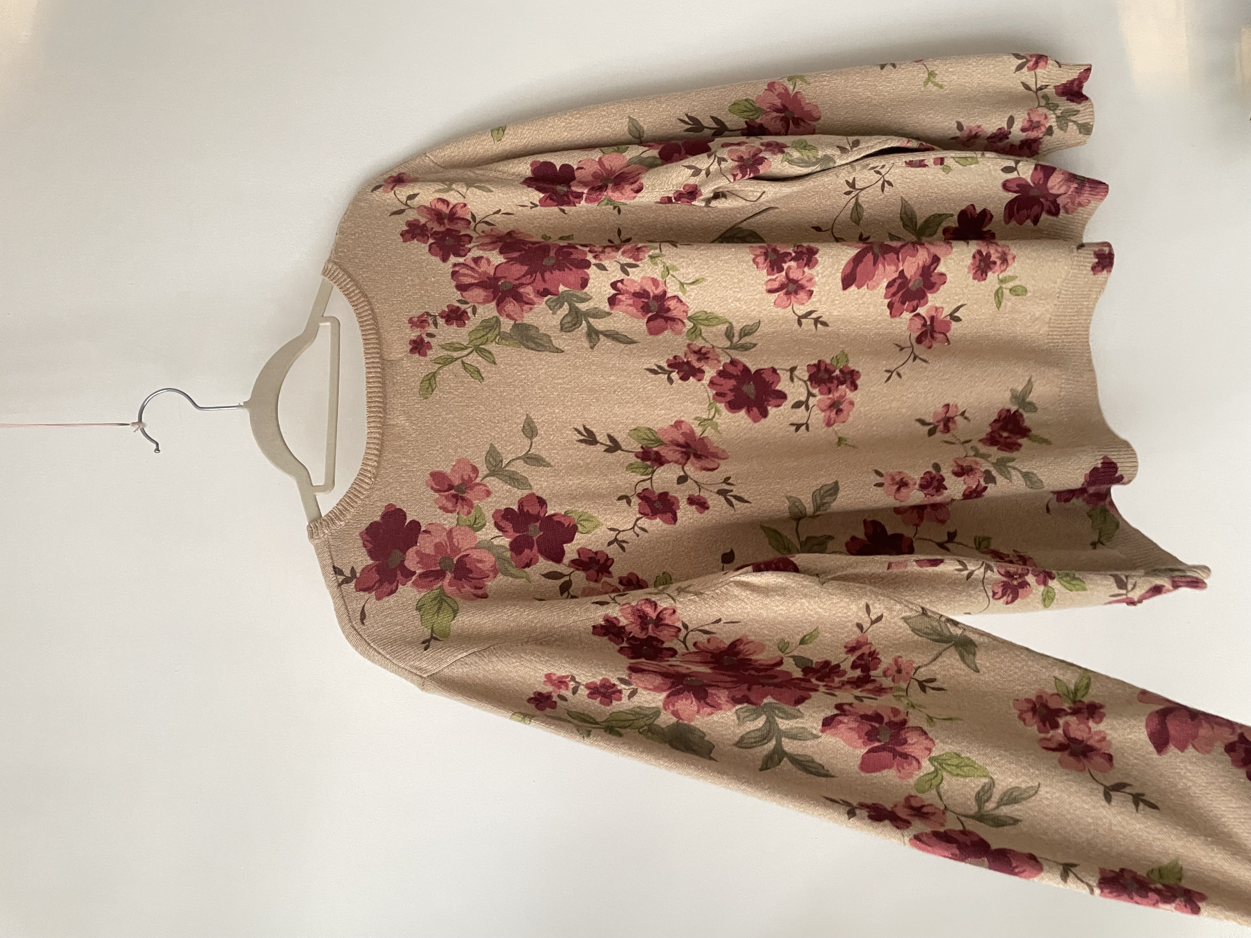 Sweater flores. Talla: 2XL 2