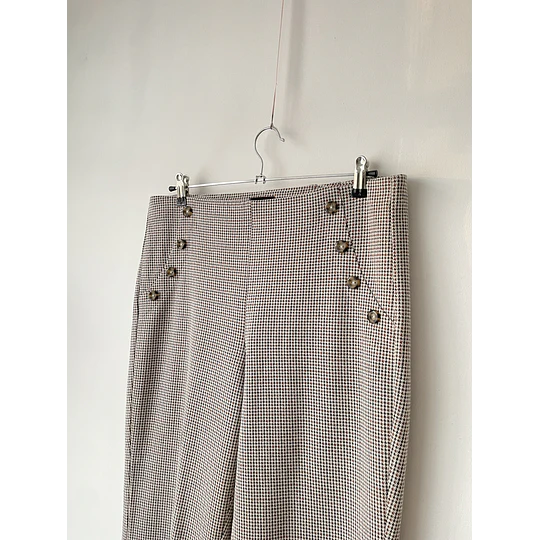 Pants botones. Talla: L