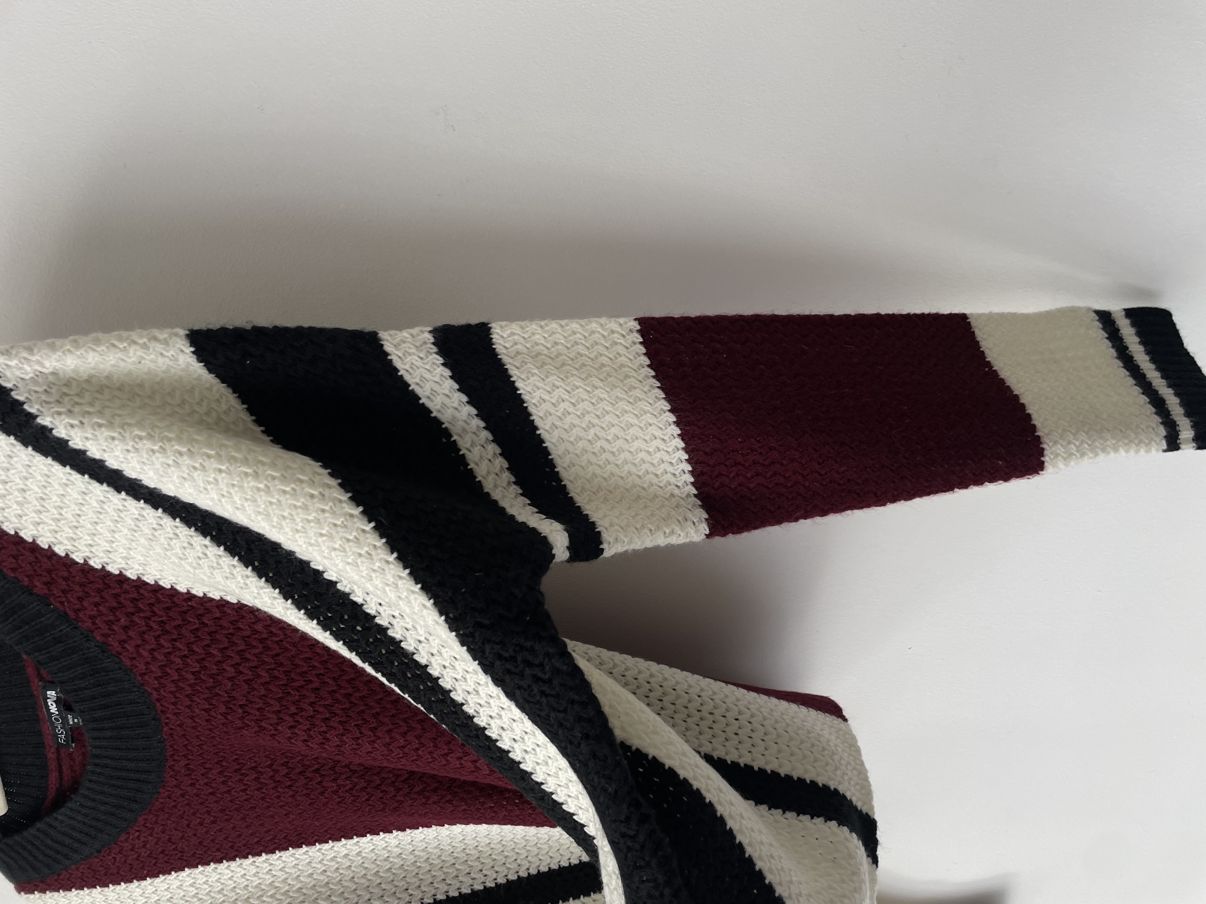 Sweater rayas. Talla: S/M 2