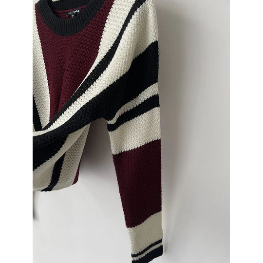 Sweater rayas. Talla: S/M