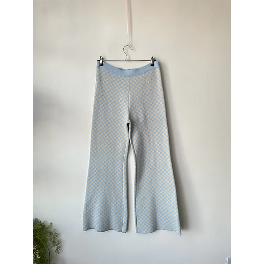Pants ajedrez celeste. Talla: L