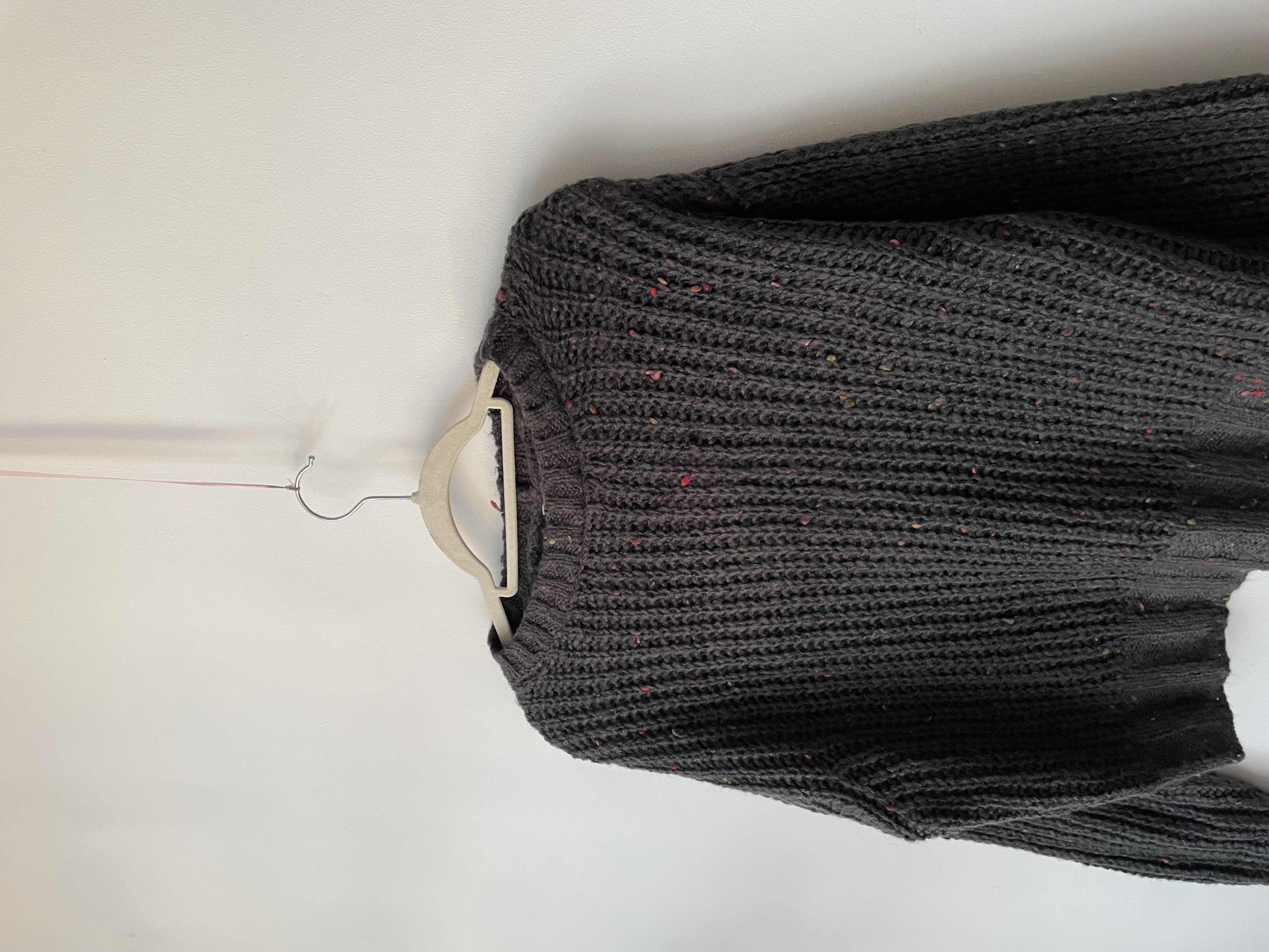 Sweater marengo pintas. Talla: S 2