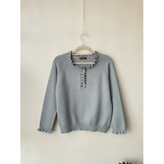 Sweater celeste vuelos. Talla: S holgado
