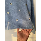 Sweater bordado. Talla: XS holgado 3