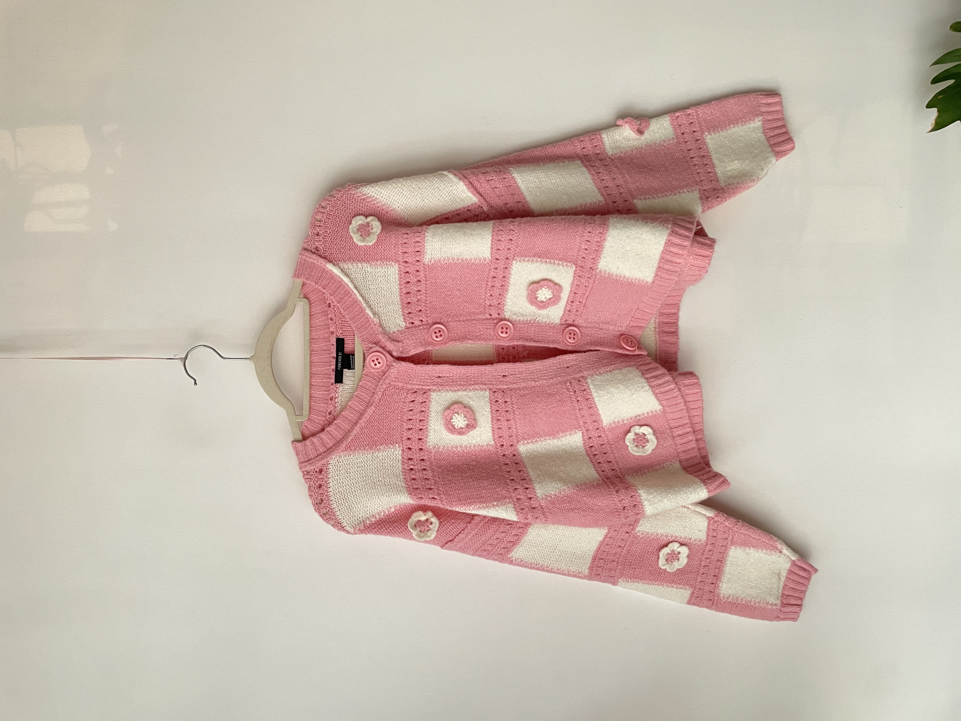 Cardigan rosa. Talla: S holgado 1
