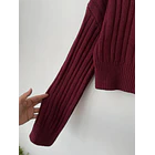 Sweater vino. Talla: M 3