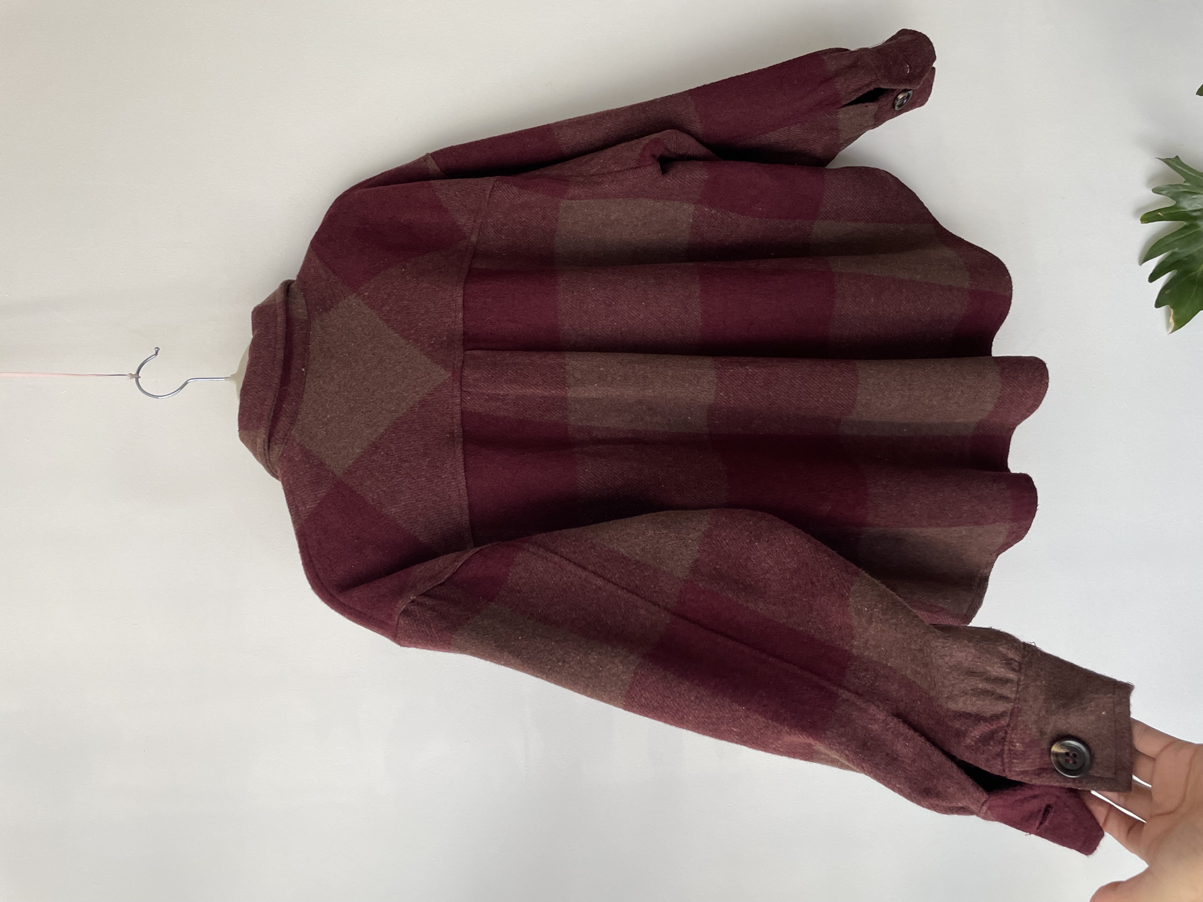 Sobrecamisa roja. Talla: S/M 4