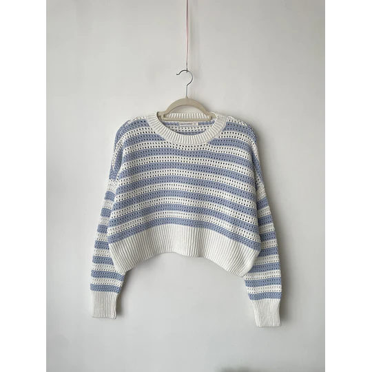 Sweater rayado celeste. Talla: S holgado