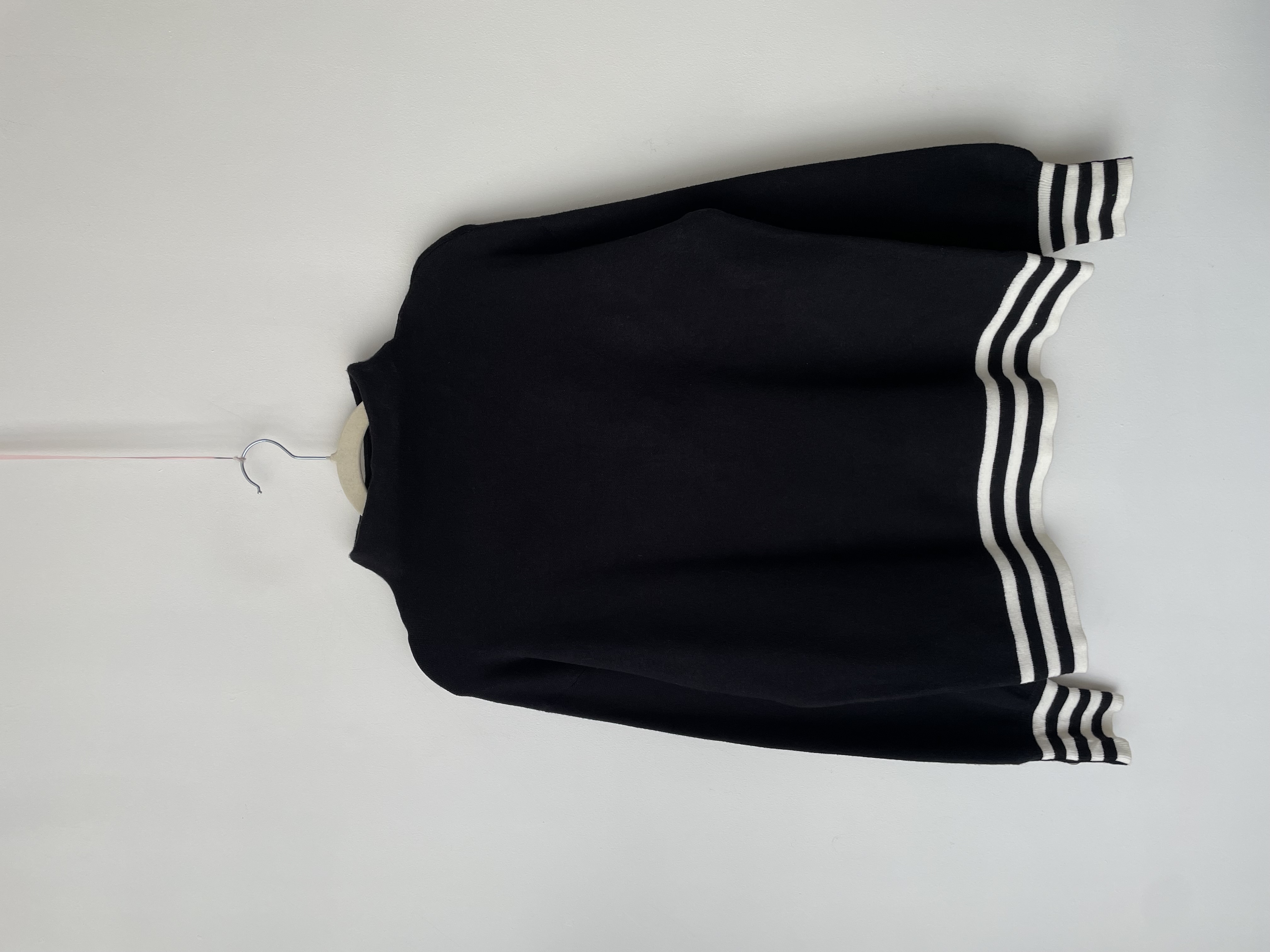 Sweater Tahari. Talla: M 1