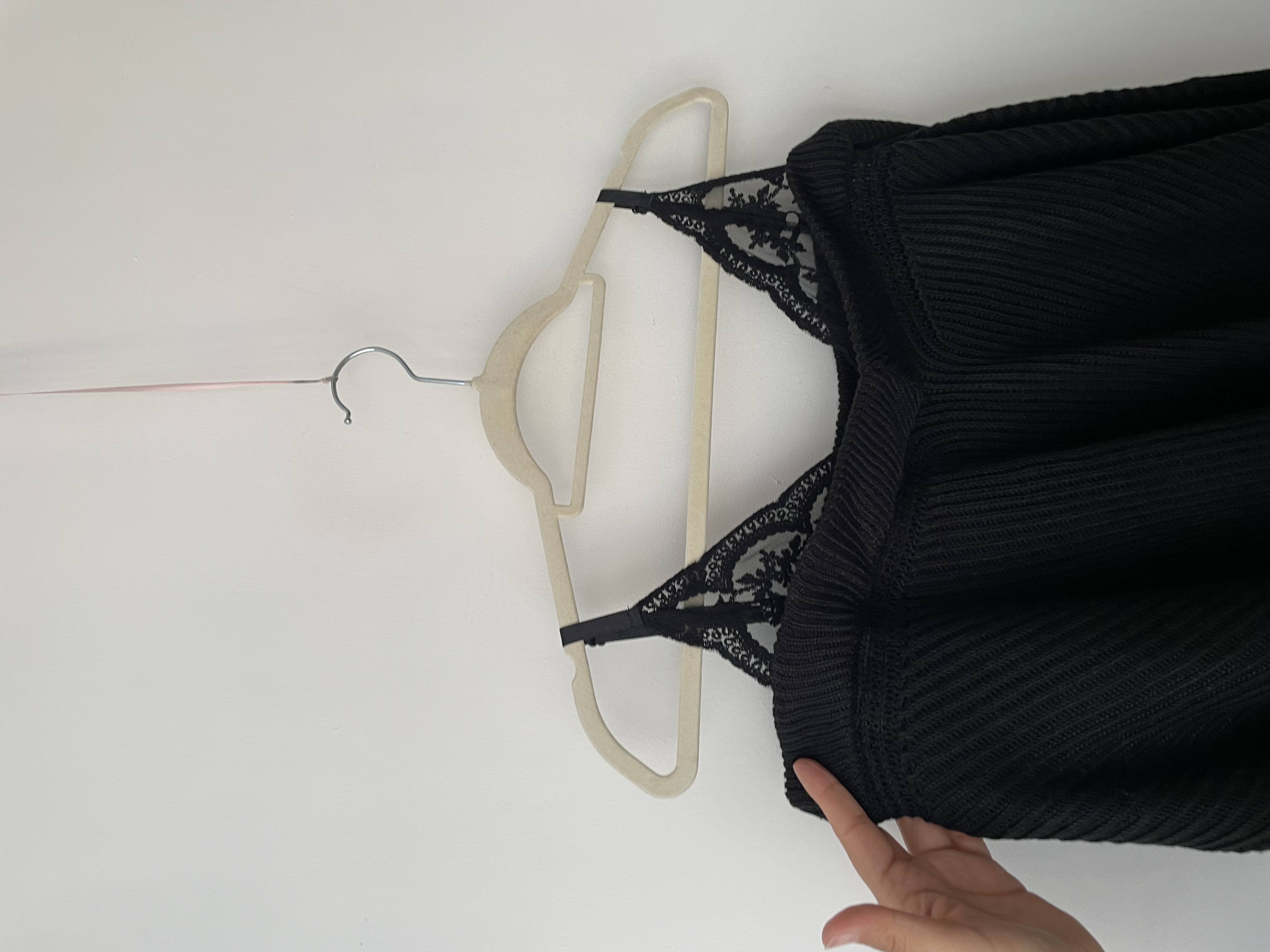 Sweater bralette. Talla: M 3
