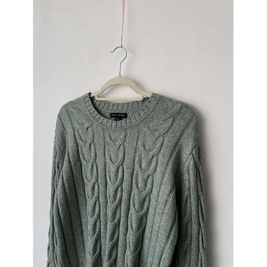 Sweater trenzado. Talla: M