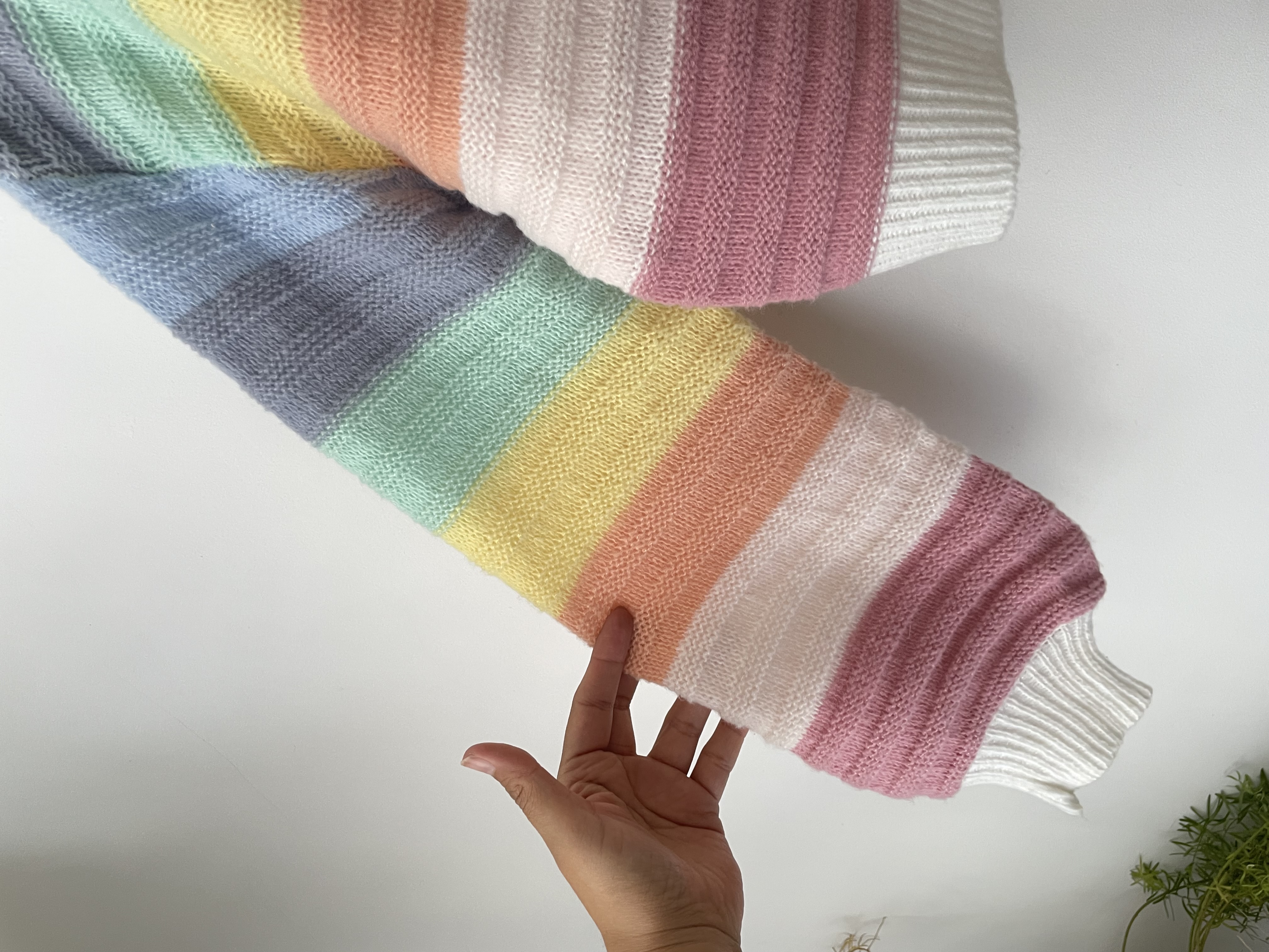 Cardigan arcoíris. Talla; M/L 3