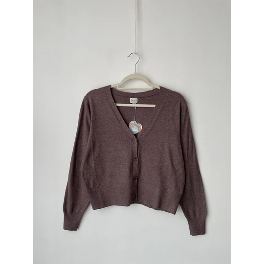 Cárdigan púrpura. Talla: M