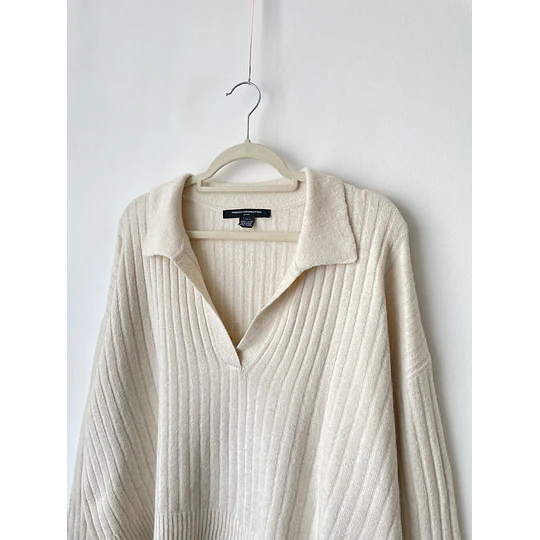 Sweater cuello. Talla: M oversized