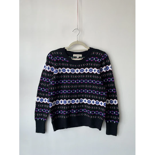 Sweater nordic. Talla: S