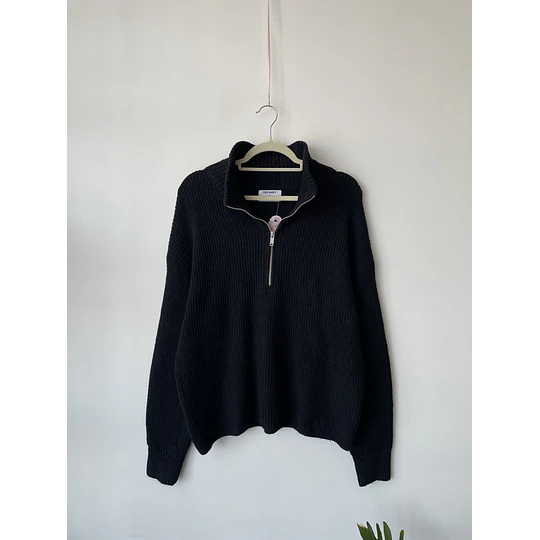 Sweater Cierre. Talla: XL