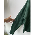 Sweater verde. Talla: M holgado 3