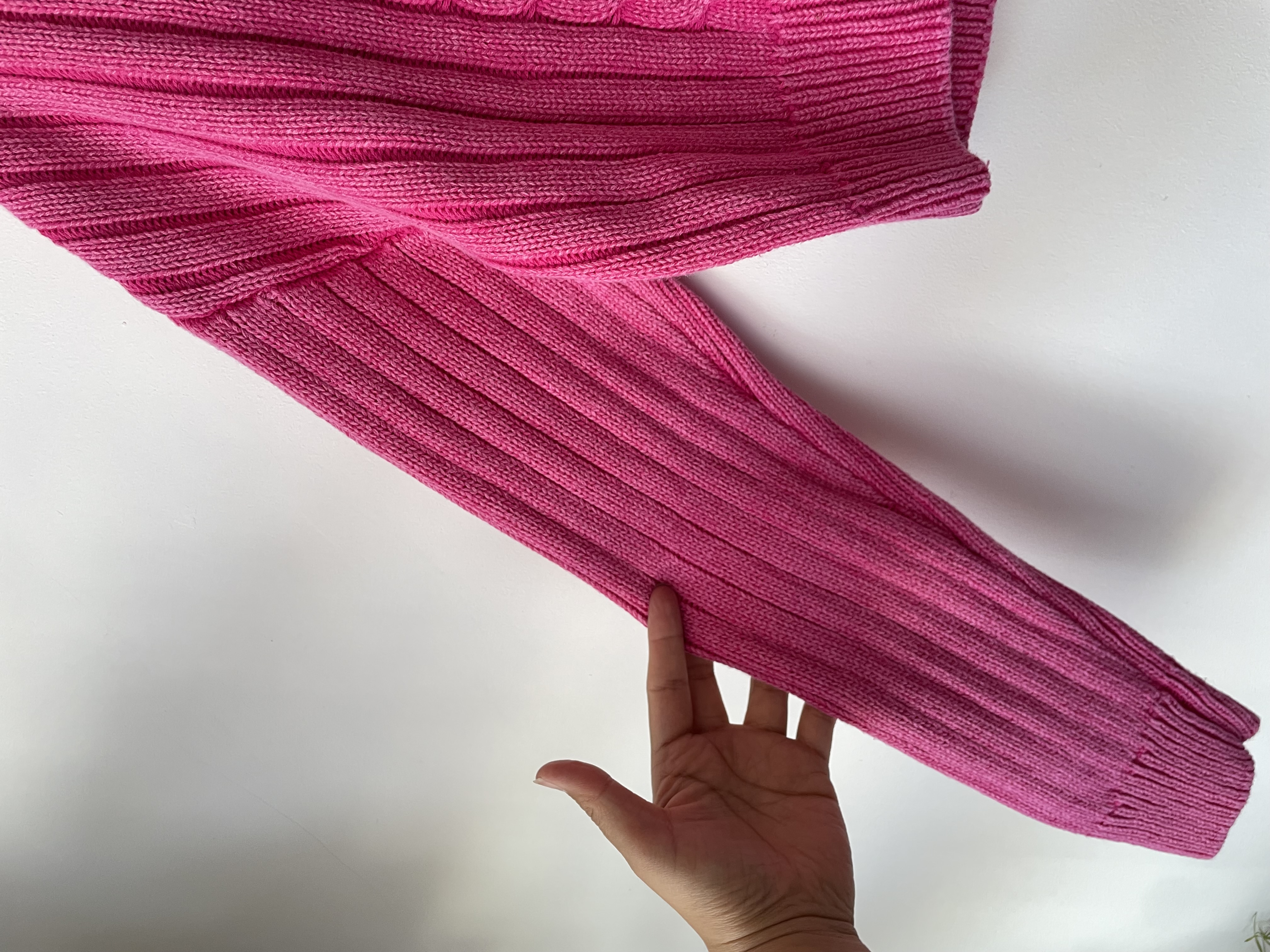 Sweater  fucsia. Talla: L 2