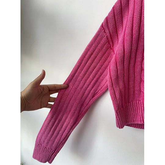 Sweater  fucsia. Talla: L