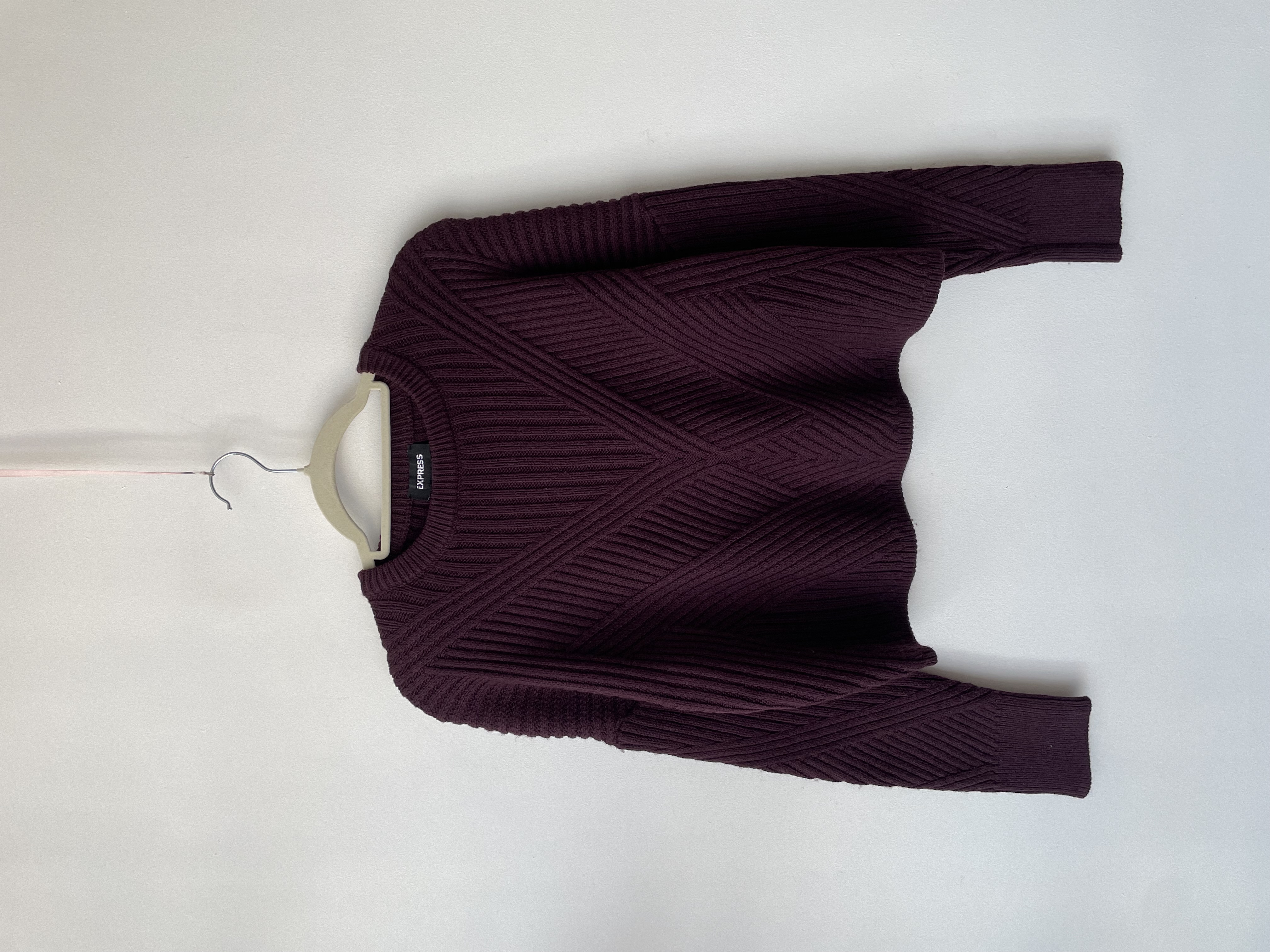 Sweater vino. Talla: S holgado 1
