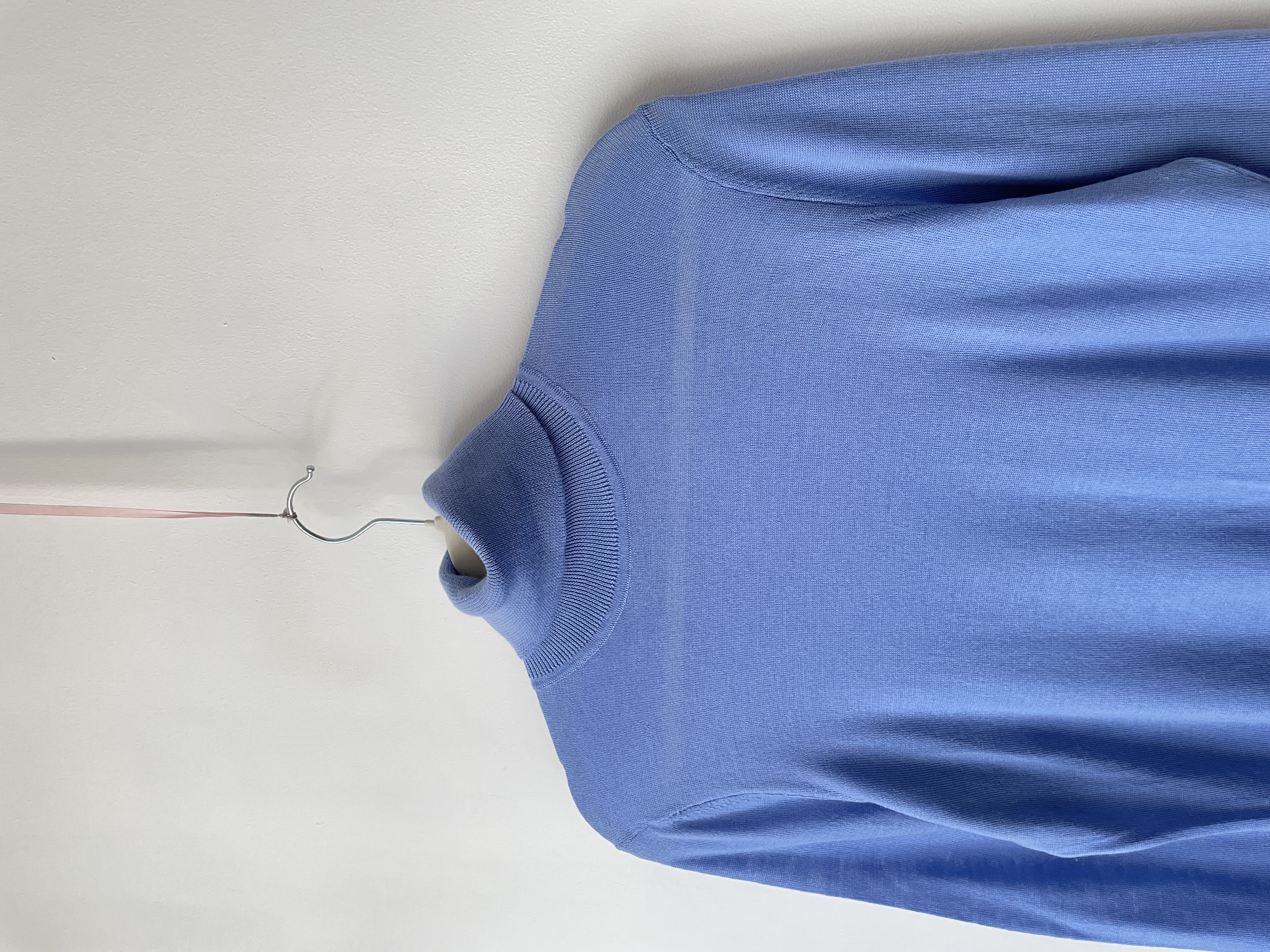 Sweater Merino. Talla: M 2