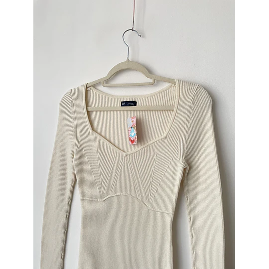 Camiseta crema. Talla: M
