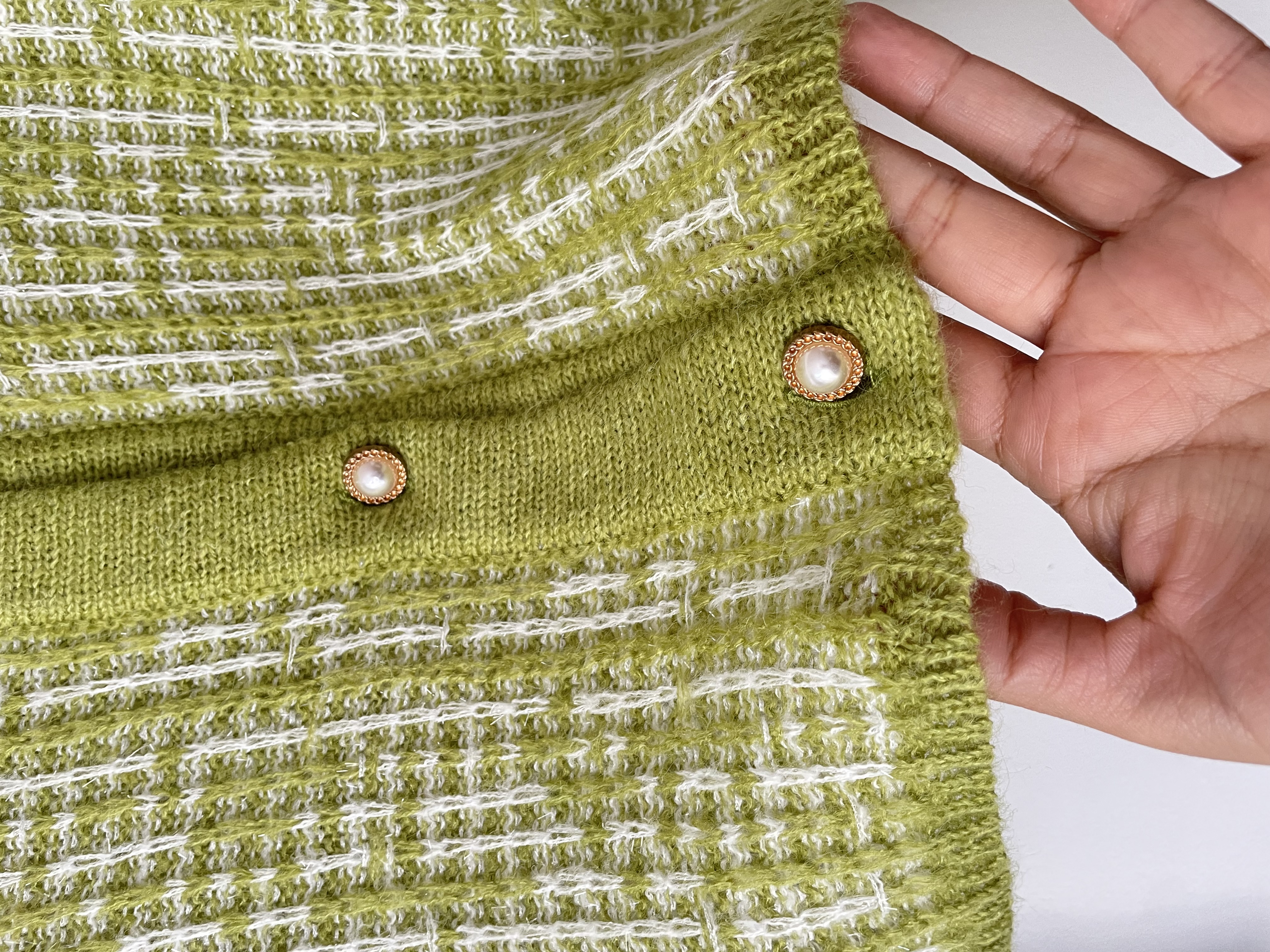 Cardigan perlas. Talla: S 3