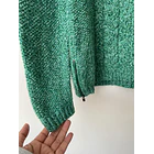 Sweater verde . Talla: M 2
