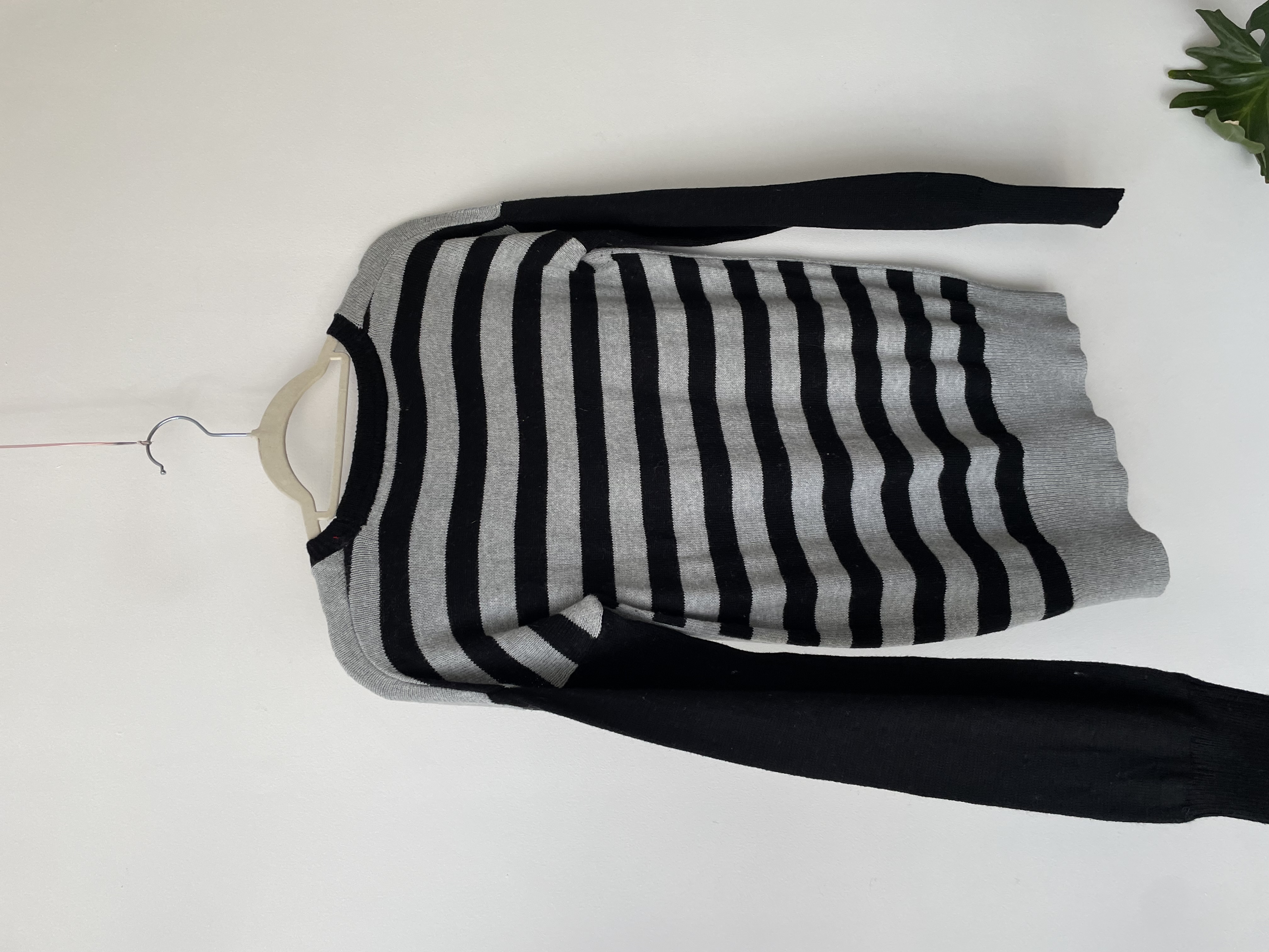 Sweater perrito. Talla: M 3
