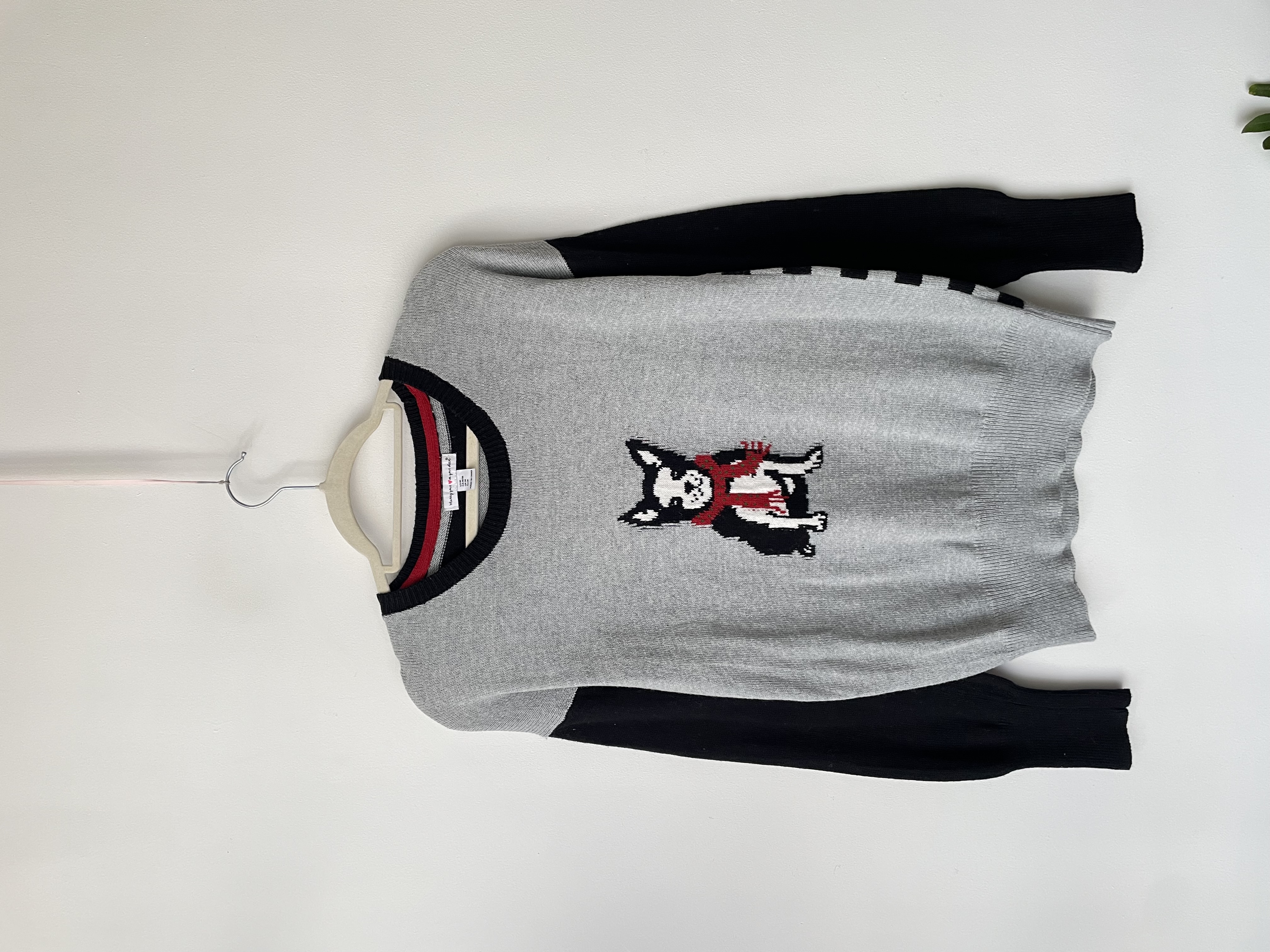 Sweater perrito. Talla: M 1