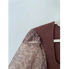 Sweater leopardo. Talla: M 2