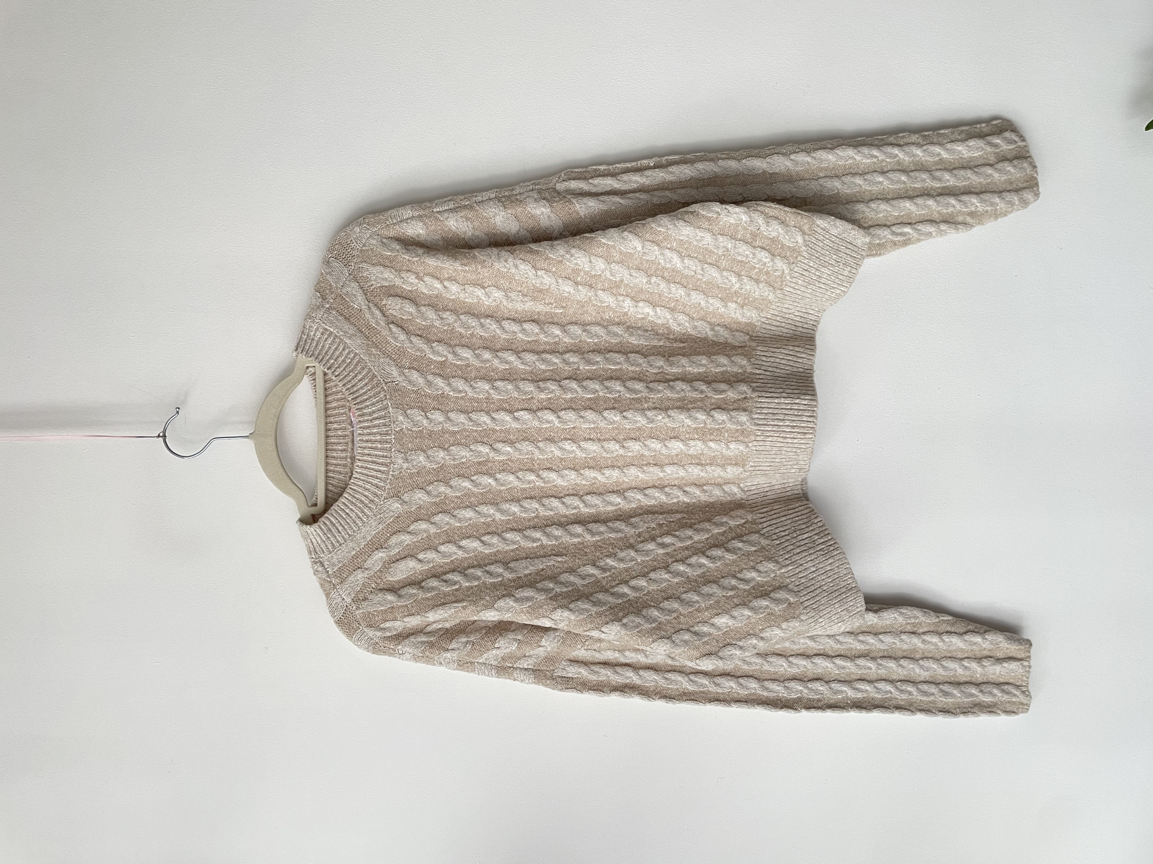 Sweatwe trenzado. Talla: S overisized 8M/ 1