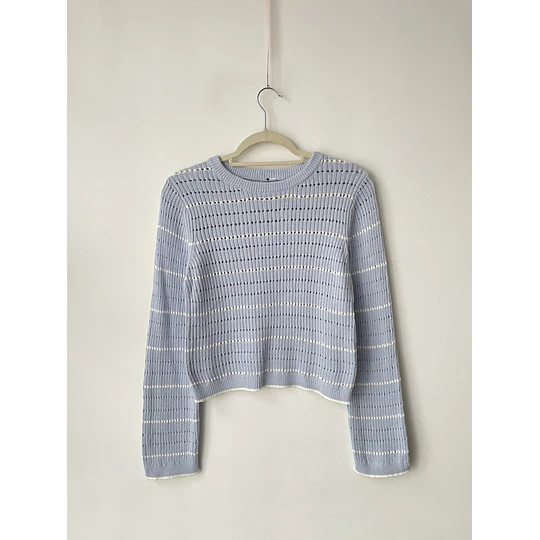 Sweater calado celeste. Talla: S 