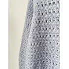 Sweater celeste calado. Talla: M 3