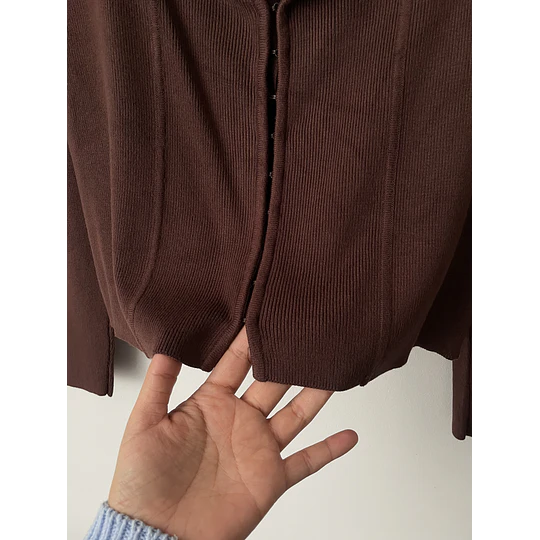 Polera corsé. Talla: L grande (XL)