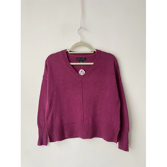 Sweater magenta. Talla: XS