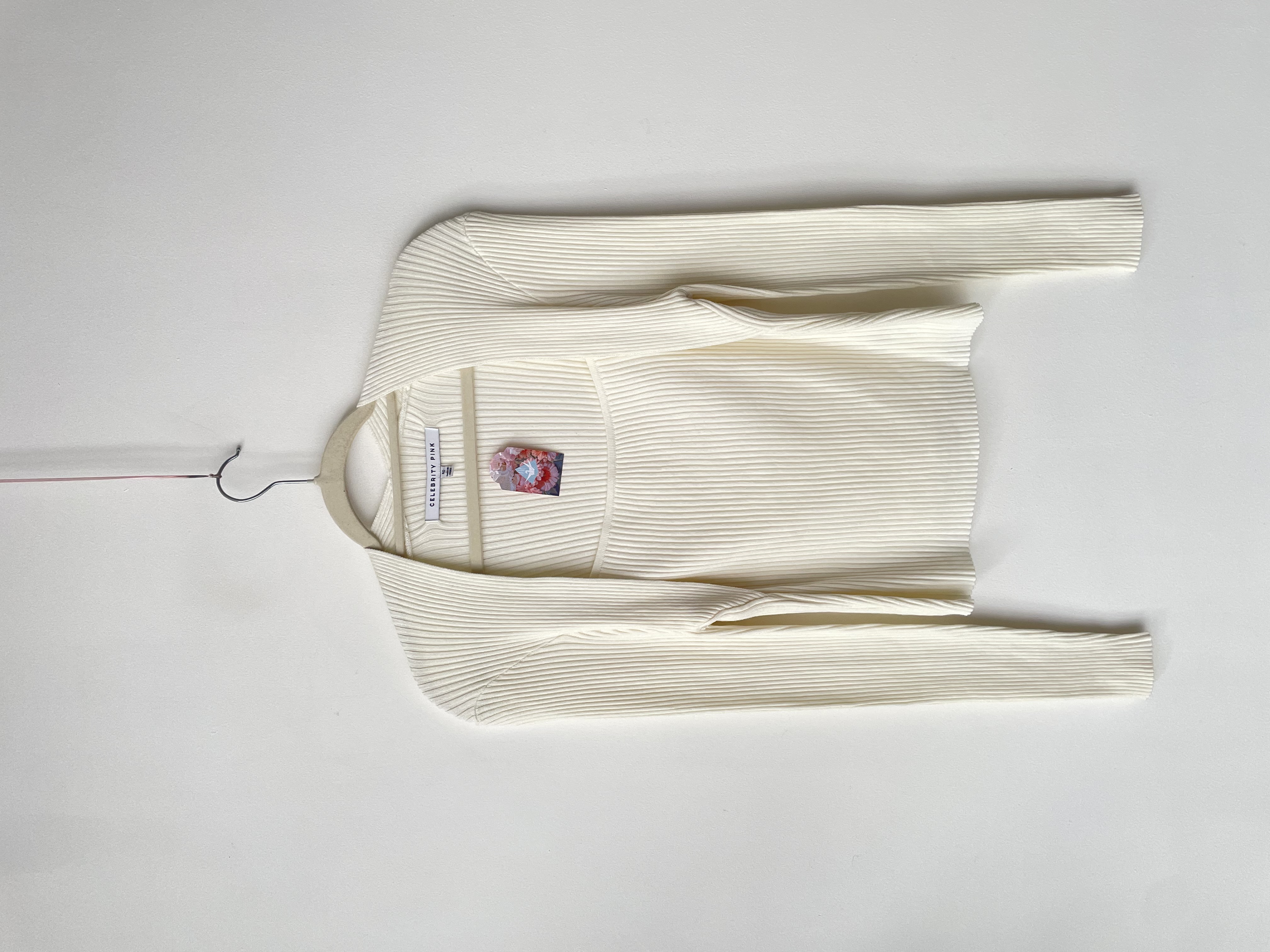 Polera blanca. Talla: M 1