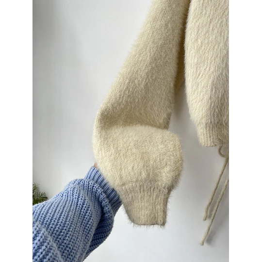 Sweater felpudo. Talla: S oversized