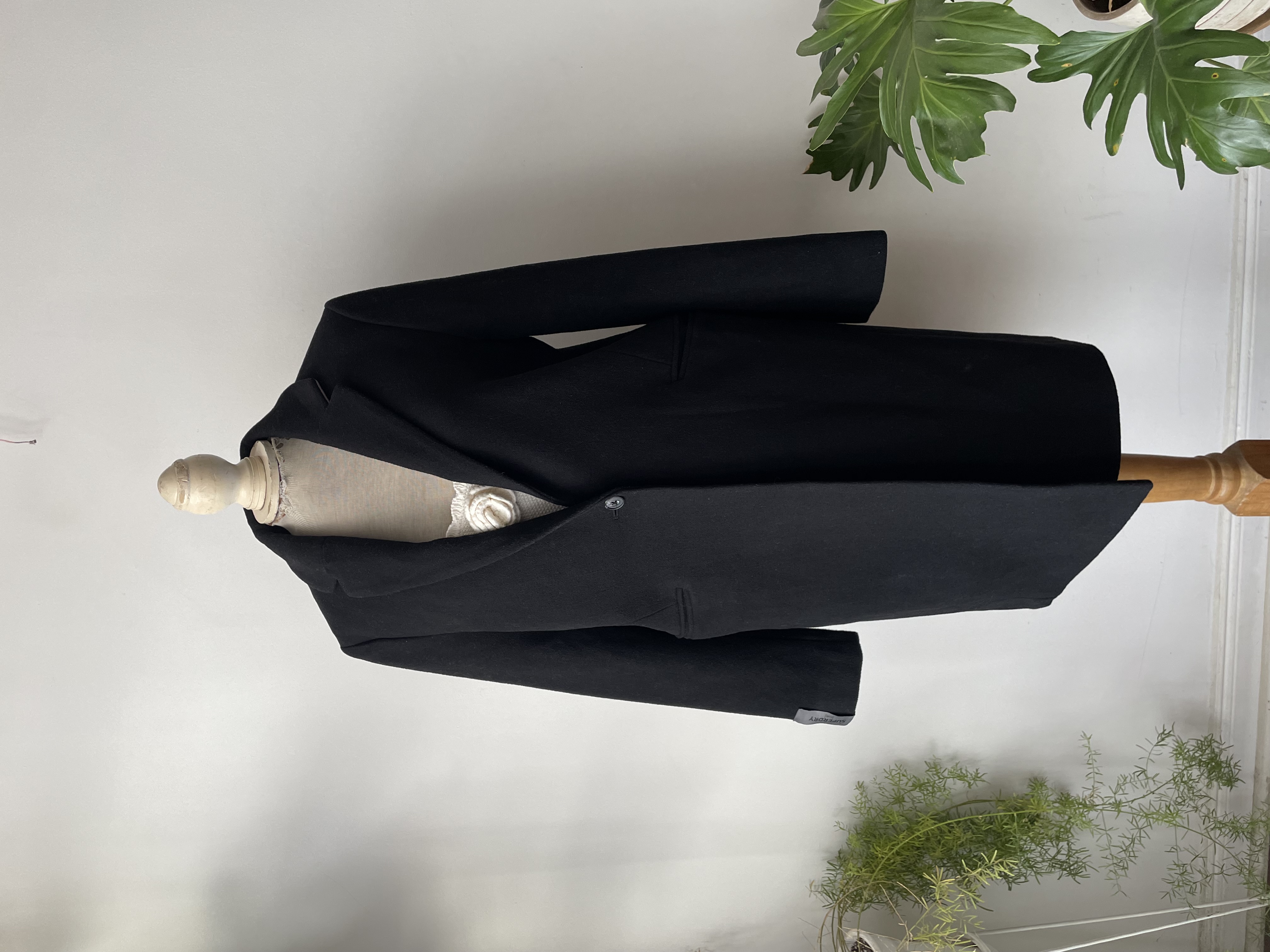 Abrigo negro. Talla: 40 (m) 1