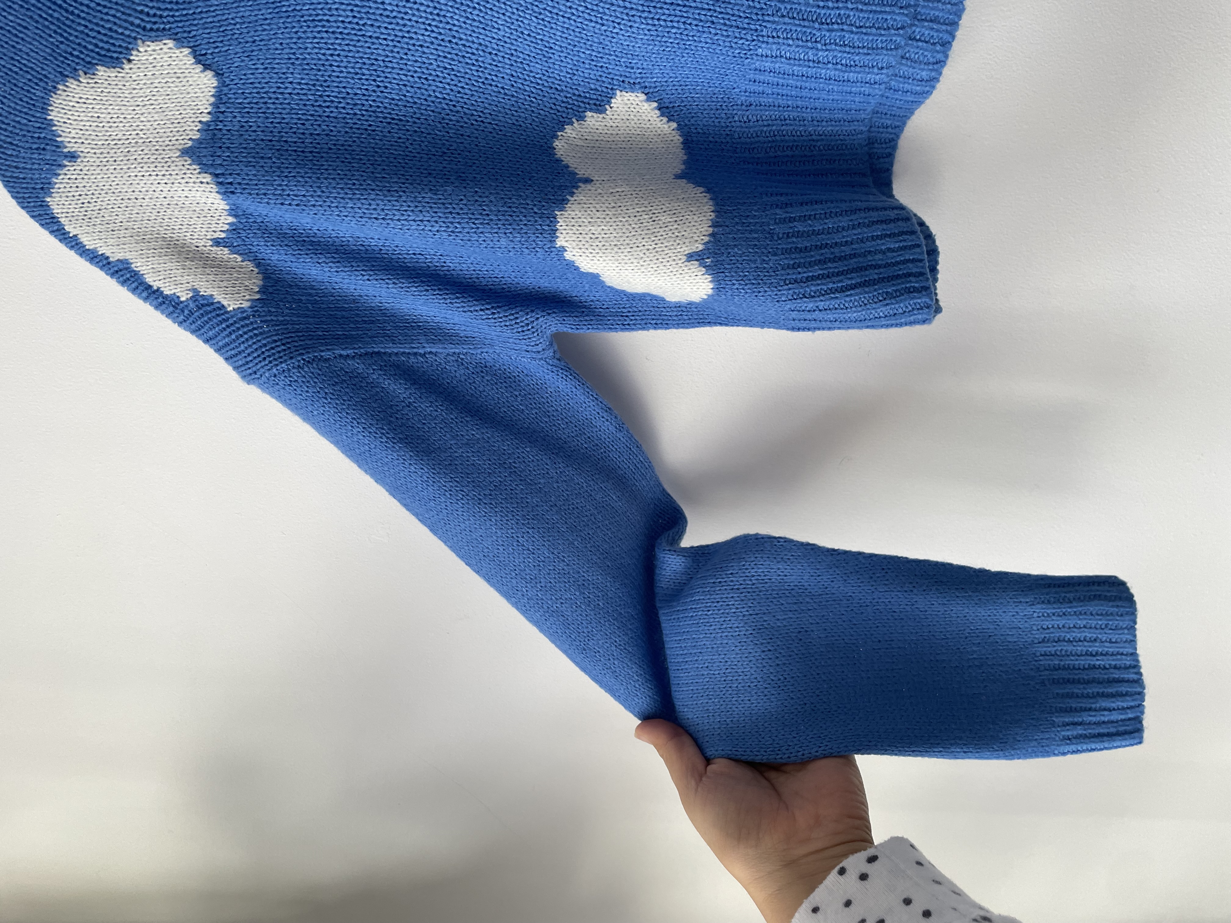 Sweater nubes. Talla: S holgado 3